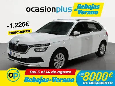 Usado Skoda Kamiq Ambition 95 CV (69 kW) 2021 Blanco SUV