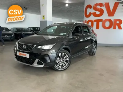 Usado Seat Arona Xperience 116 CV (85 kW) 2025 Negro SUV