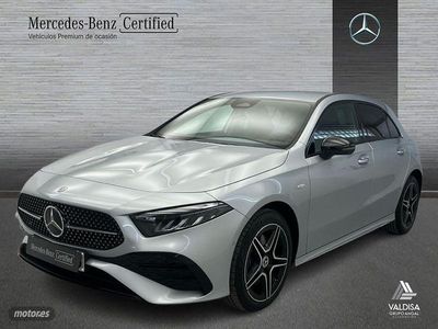 Usado Mercedes A250 AMG line 218 CV (160 kW) 2025 Gris / plateado