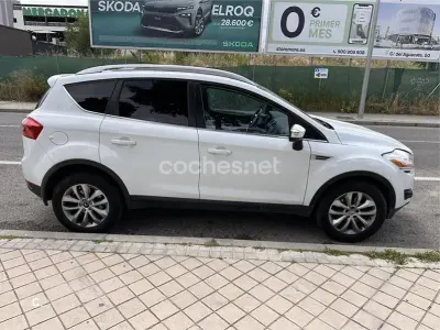 Usado Ford Kuga Titanium 140 CV (102 kW) 2010 Blanco SUV