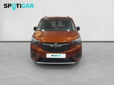 Usado Opel Combo-e Life Edition 100 kW (136 CV) 2022 Marrón Familiar