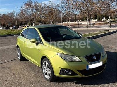 Usado Seat Ibiza SC 85 CV (62 kW) 2009 Verde Utilitario