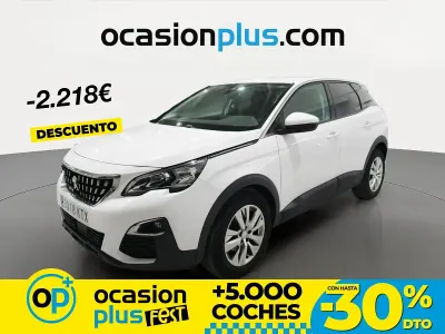 Usado Peugeot 3008 Active 130 CV (95 kW) 2019 Blanco SUV