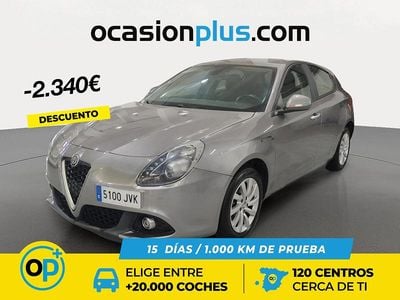 Gris / plata Usado 2016 Alfa Romeo Giulietta Berlina | 8650 € (Precio justo)