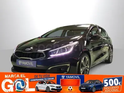 Usado Kia Ceed 120 CV (88 kW) 2016 Negro Utilitario