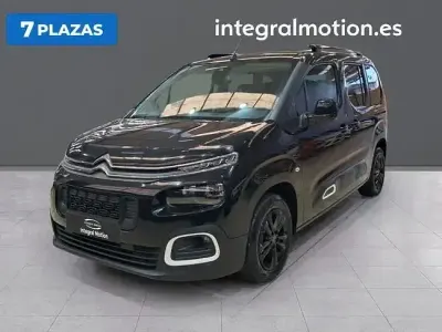 Usado Citroën Berlingo Shine 130 CV (95 kW) 2020 Negro Monovolumen