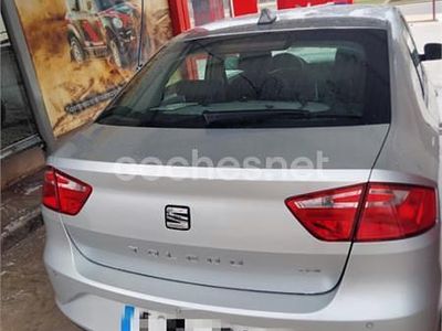 Gris / plata Usado 2015 Seat Toledo Reference Berlina | 10.500 € (Precio justo)