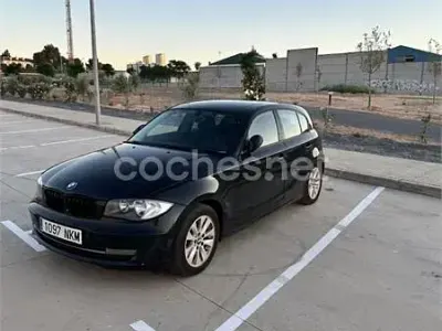Usado BMW 120 163 CV (119 kW) 2008 Negro Utilitario