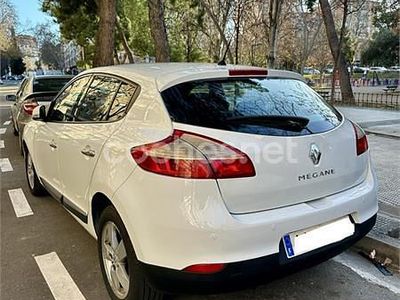 Usado Renault Mégane Dynamique 130 CV (95 kW) 2009 Blanco Berlina