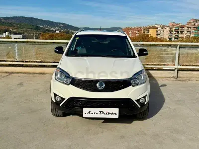 Usado SsangYong Korando Limited 178 CV (130 kW) 2017 Blanco SUV