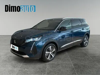 Usado Peugeot 5008 Allure 130 CV (95 kW) 2023 Azul SUV