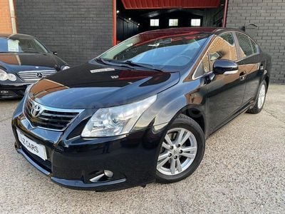 Usado Toyota Avensis Sol 147 CV (108 kW) 2010 Negro Berlina