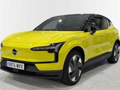 Usado Volvo EX30 Plus 200 kW (272 CV) 2024 Amarillo SUV