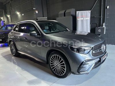 Gris / plata Usado 2023 Mercedes GLC220 SUV | 54.500 € (Precio justo)