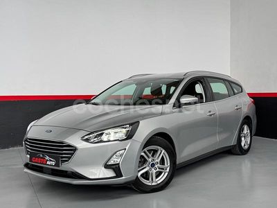 Usado Ford Focus Trend 120 CV (88 kW) 2021 Gris / plata Familiar