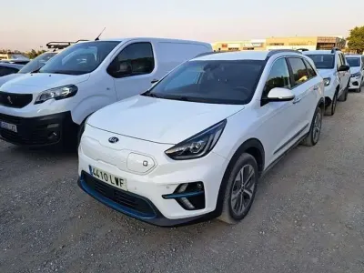Usado Kia e-Niro 150 kW (204 CV) 2022 Blanco SUV