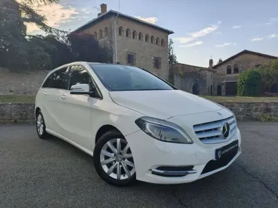 Usado Mercedes B180 109 CV (80 kW) 2013 Blanco Utilitario