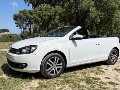 Usado VW Golf 105 CV (77 kW) 2011 Blanco Descapotable
