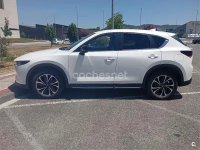 Usado Mazda CX-5 Newground 165 CV (121 kW) 2022 Blanco SUV