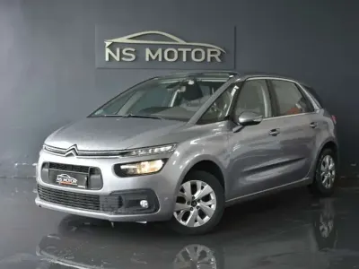 Usado Citroën Spacetourer Feel 120 CV (88 kW) 2018 Gris Monovolumen