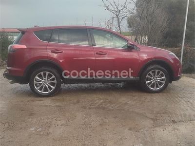 Usado Toyota RAV4 Hybrid 197 CV (144 kW) 2018 Rojo SUV