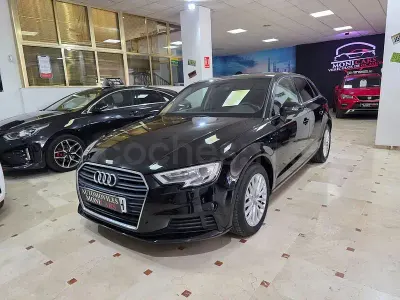 Usado Audi A3 116 CV (85 kW) 2017 Negro Berlina