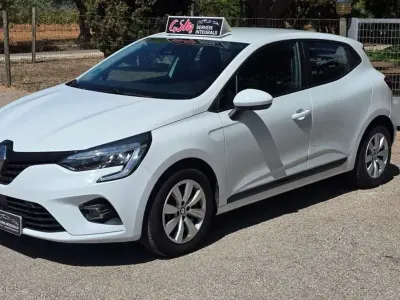 Usado Renault Clio Business 101 CV (74 kW) 2021 Blanco Utilitario