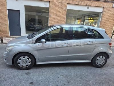 Gris / plata Usado 2006 Mercedes B170 Monovolumen | 5490 € (Precio justo)