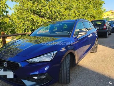 Usado Seat Leon FR 150 CV (110 kW) 2021 Azul Familiar