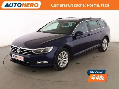 Usado VW Passat Advance 150 CV (110 kW) 2018 Azul Familiar