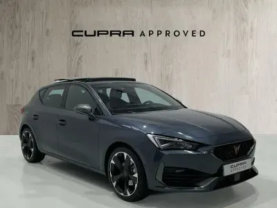 Używany Cupra Leon 150 KM (110 kW) 2024 Szary Sedan/Limuzyna