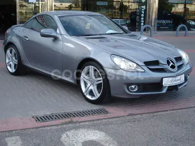 Usado Mercedes SLK200 163 CV (119 kW) 2008 Gris / plata Descapotable