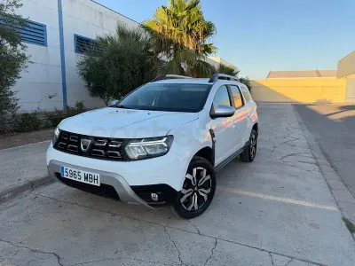 Usado Dacia Duster Prestige 115 CV (84 kW) 2022 Blanco SUV