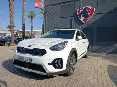 Usado Kia Niro 141 CV (103 kW) 2020 Blanco SUV