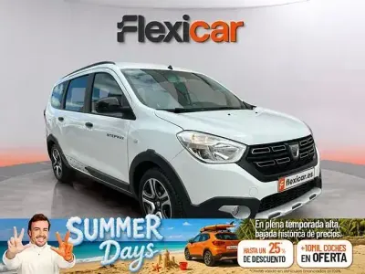 Usado Dacia Lodgy 115 CV (84 kW) 2021 Blanco Monovolumen