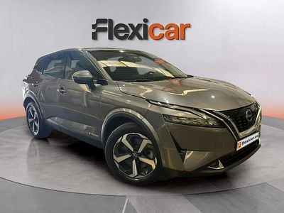 Usado Nissan Qashqai Acenta 190 HP (139 kW) 2024 Cinzento SUV