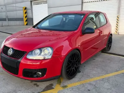 Usado VW Golf IV GTI 200 CV (147 kW) 2005 Rojo Utilitario