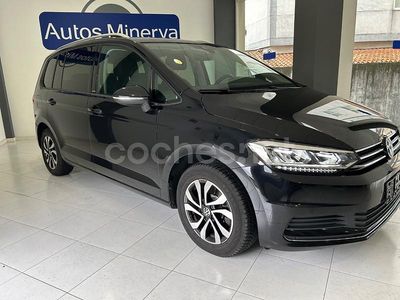 Negro Usado 2022 VW Touran Advance Monovolumen | 30.990 € (Caro)