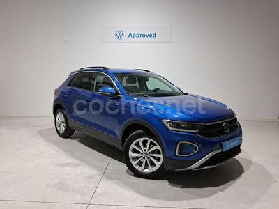 Azul Usado 2023 VW T-Roc Life SUV | 25.990 € (Precio justo)