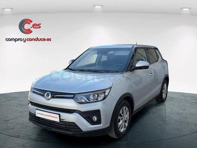 Usado Ssangyong (KGM) Tivoli 163 CV (119 kW) 2020 Gris / plata SUV