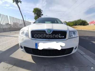 Usado Skoda Octavia RS 170 CV (125 kW) 2008 Blanco Berlina