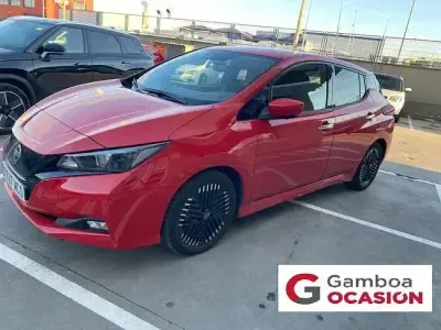 Brugt Nissan Leaf N-Connecta 110 kW (150 HK) 2022 Rød Hatchback