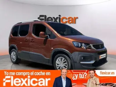 Usado Peugeot Rifter Allure 110 CV (80 kW) 2018 Naranja Monovolumen