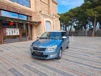 Azul Usado 2011 Skoda Fabia Elegance Berlina | 4800 € (Precio justo)