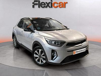 Gris Usado 2023 Kia Stonic SUV | 13.190 € (Buen precio)