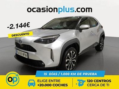 Gris Usado 2024 Toyota Yaris Hybrid Active Recogida | 23.590 € (Precio justo)