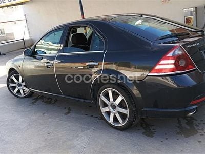 Usado Ford Mondeo Trend 155 CV (114 kW) 2005 Negro Berlina