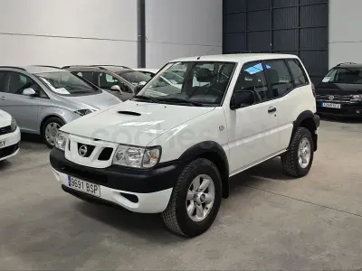 Usado Nissan Terrano 125 CV (91 kW) 2002 Blanco SUV