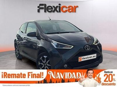 Gris Usado 2021 Toyota Aygo X-play Utilitario | 12.490 € (Precio justo)