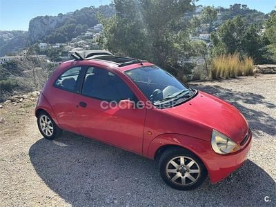 Usado Ford Ka 60 CV (44 kW) 2002 Rojo Utilitario